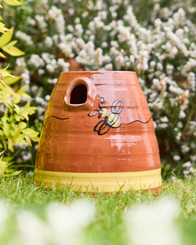 Rustic Ceramic Bumblebee Home