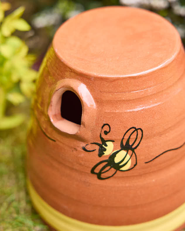Rustic Ceramic Bumblebee Home