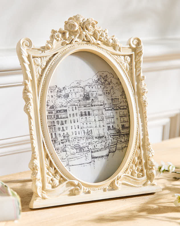Classical Rose Photo Frame