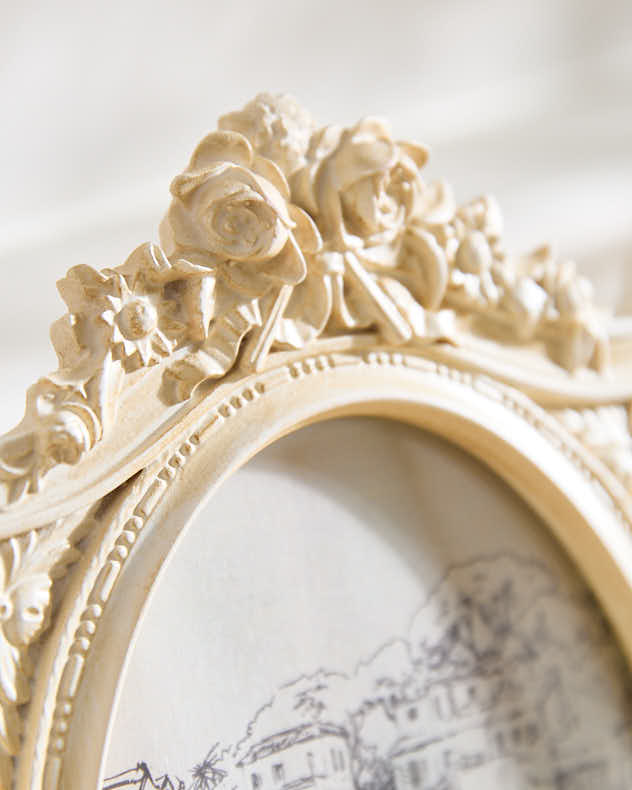Classical Rose Photo Frame