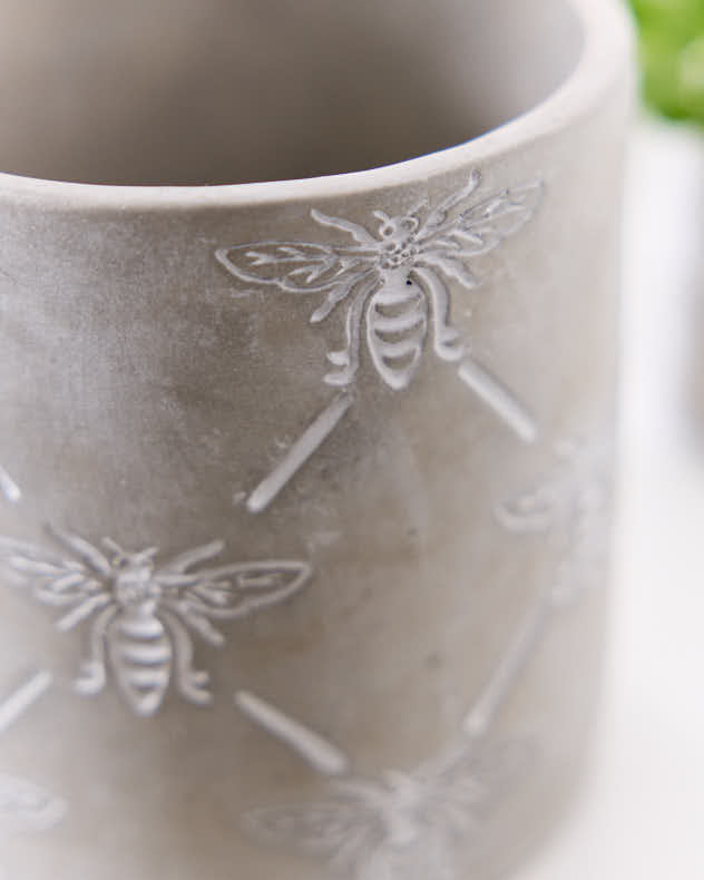Bumble Bee Planters