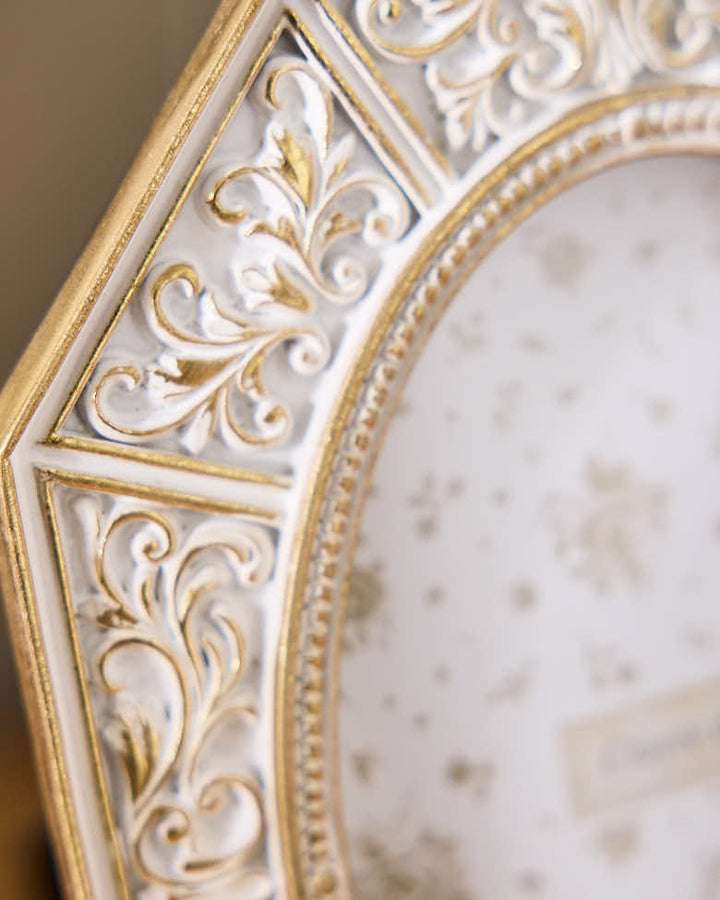 Classical Scrolled Picture Frame