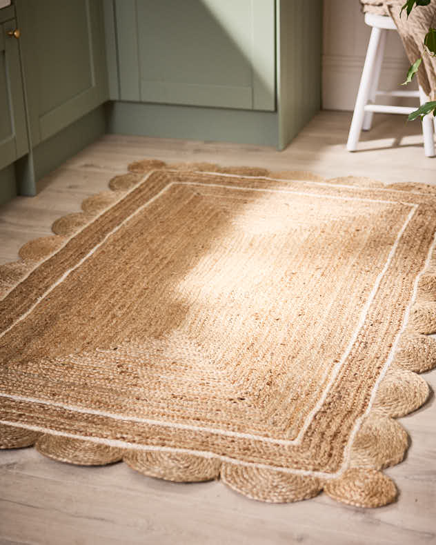 Nordic Jute Scalloped Rug