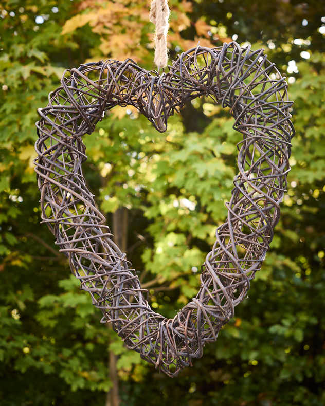 Large Woven Hanging Heart Decoration