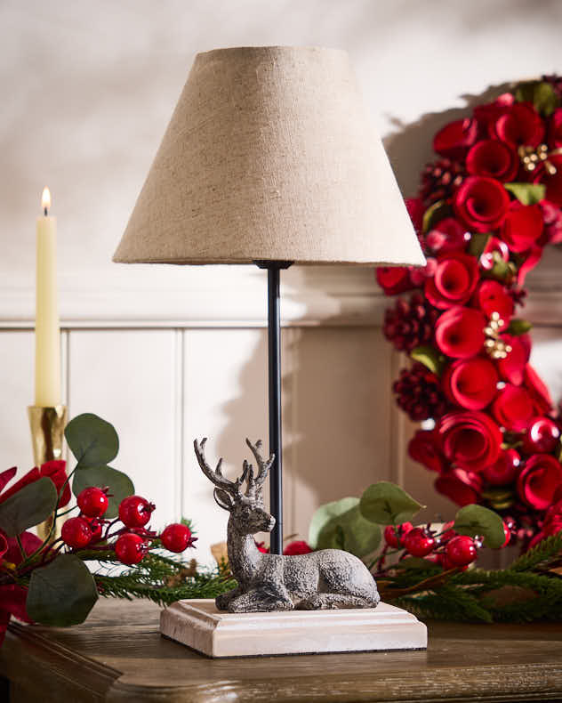 Laying Stag Table Lamp