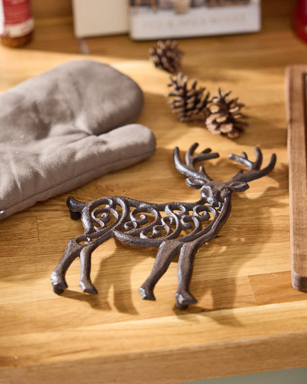 Scrolled Reindeer Cast Iron Trivet