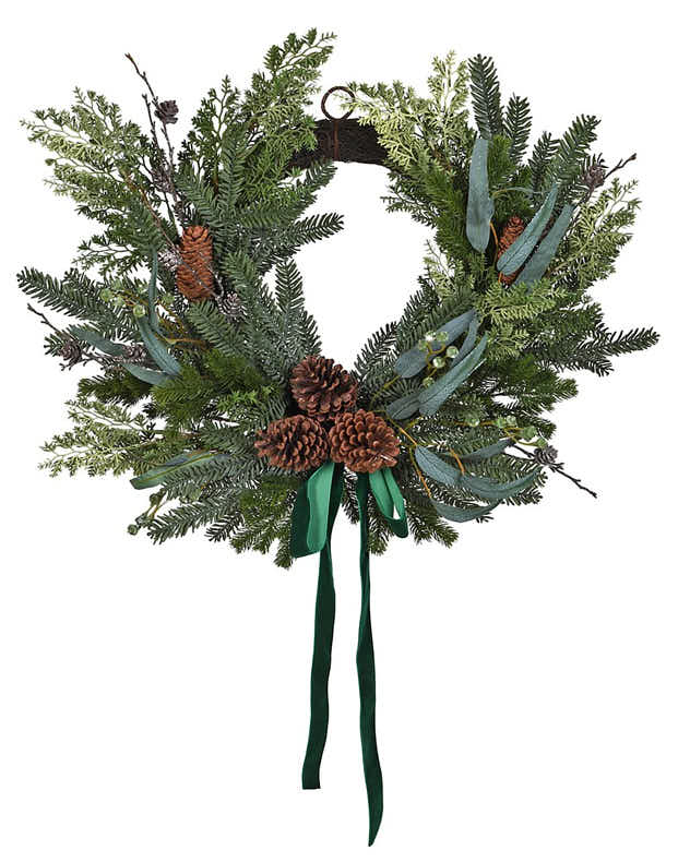 Christmas Pinecone Foliage Wreath