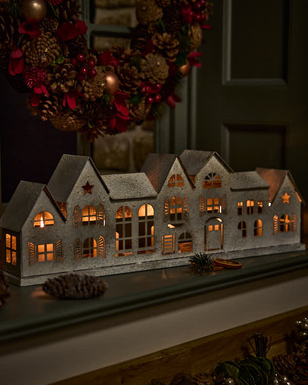 Snowy Townhouses Candle Holder