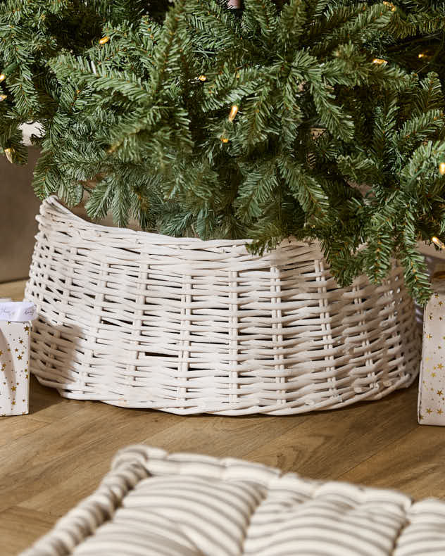 White Wicker Tree Skirts - White Willow Tree Skirt