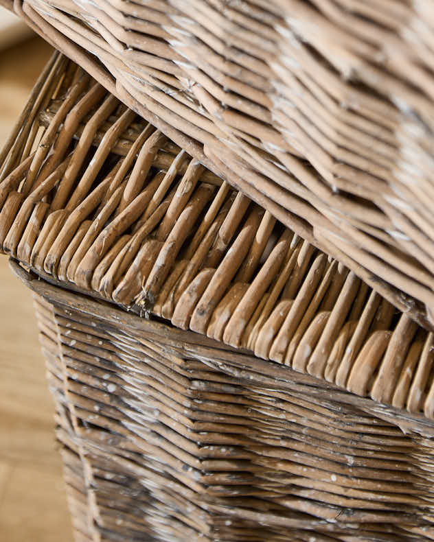 Set of 2 Whitewashed Willow Baskets