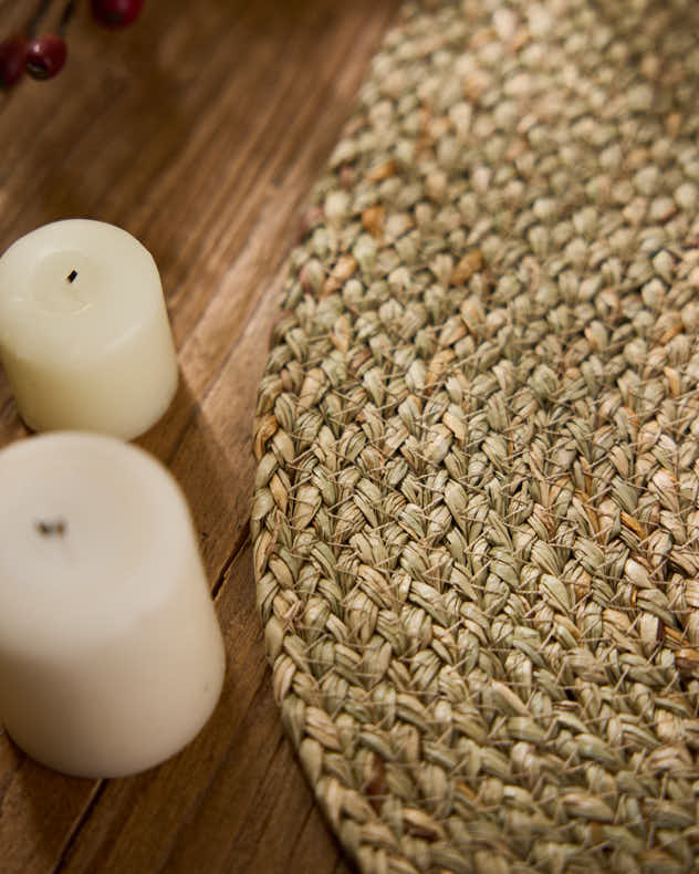 Set of 4 Oval Seagrass Placemats