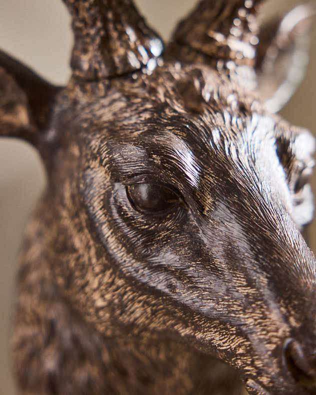 Wall Mounted Oakwood Effect Stag Head