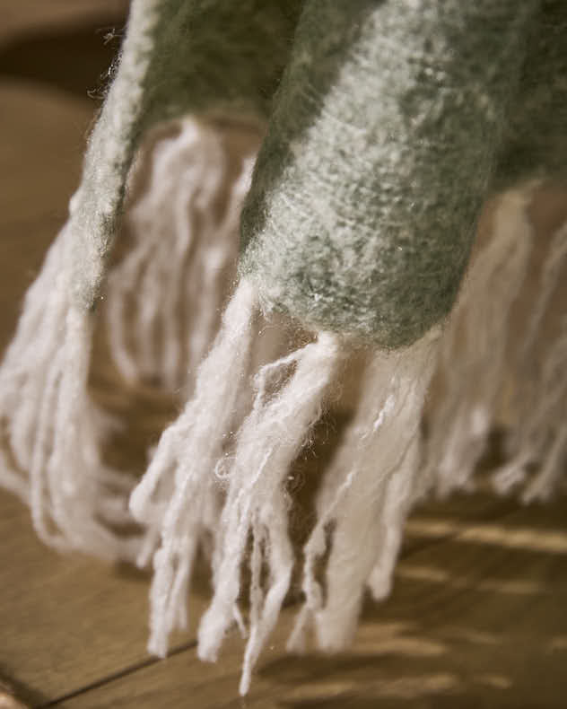 Wendbare Wolldecke mit grünem Muster