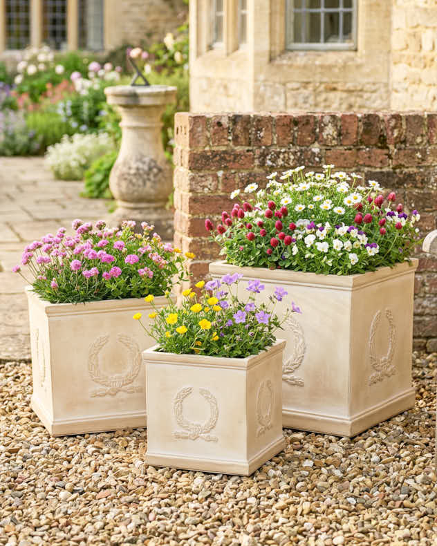 Pots &amp; Planters - Set of 3 Castello Beige Planter Collection