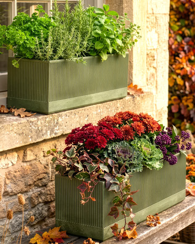 Mela Green Fibreclay Planter Collection