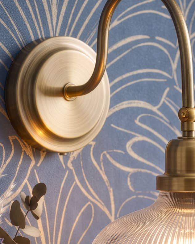 Glass Curve Wall Light