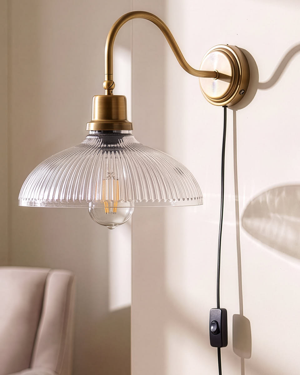 Glass Curve Wall Light