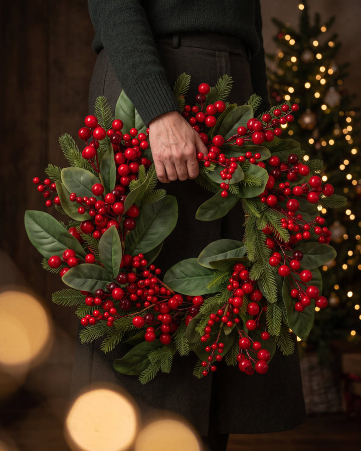 Bloomsbury Wreath 22"
