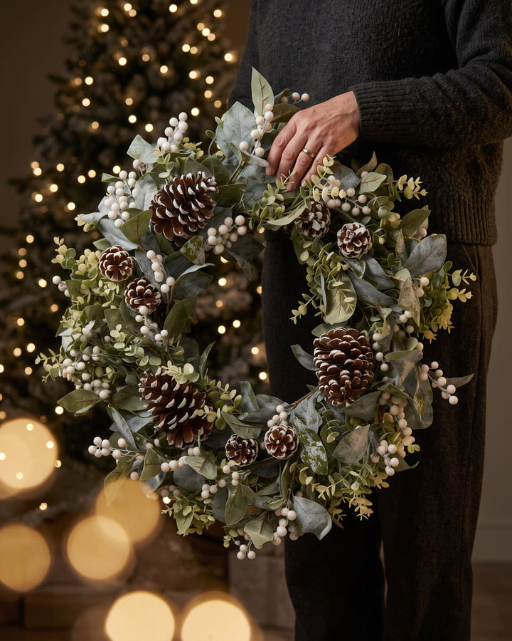 Holmfirth Wreath 24"
