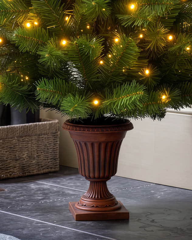 Pre-Lit Fir Christmas Tree in Urn Pot 4ft