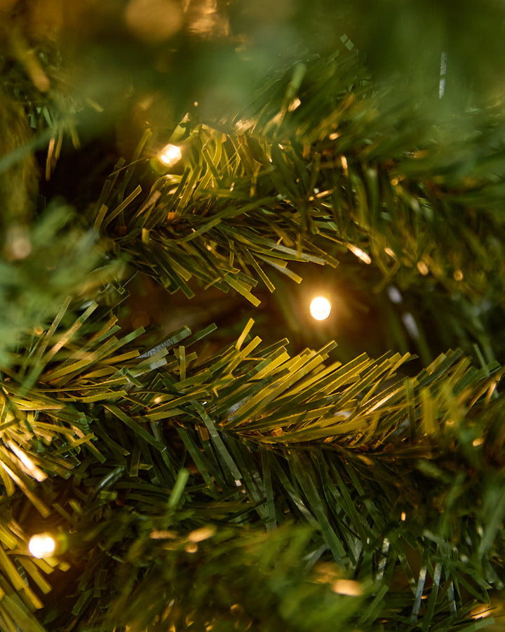 Pre-Lit Fir Christmas Tree in Urn Pot 4ft