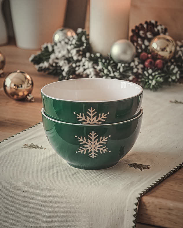 Winter Snowflake Stoneware Bowls