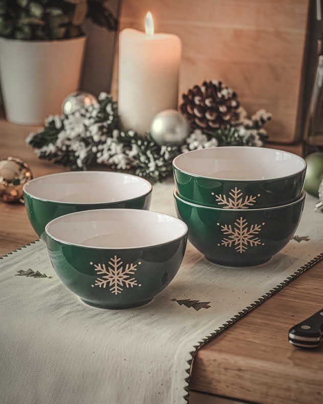 Winter Snowflake Stoneware Bowls
