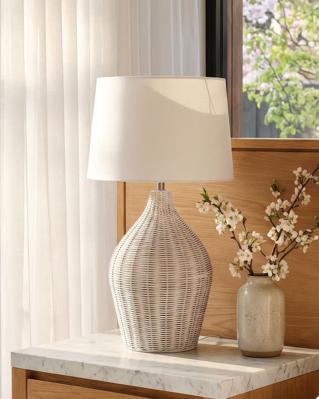 Saint Malo Rattan Table Lamp