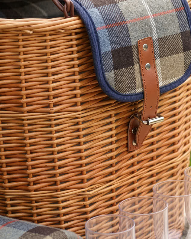 Oval Ravenstor Chiller Hamper Basket