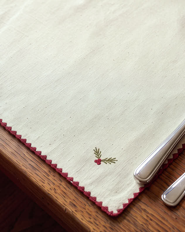 Set of 4 Hulver Embroidered Placemats