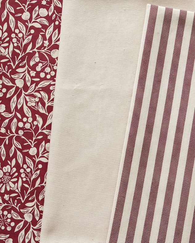 Set of 3 Merlot Bramble Tea Towels