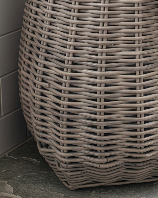 Wicker Barrel Basket with Lid