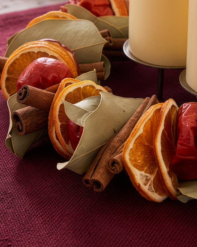 Cinnamon Citrus Table Wreath 22cm