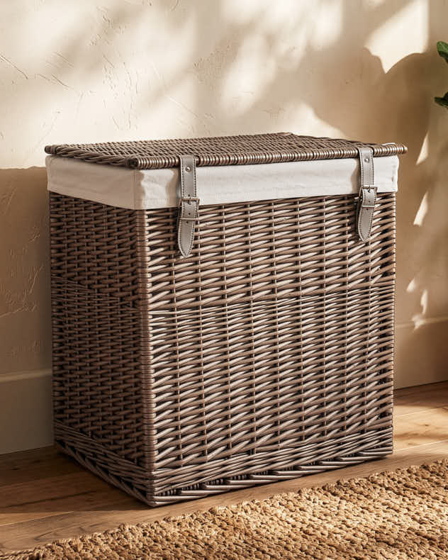 Antique Wash Lined Laundry Basket