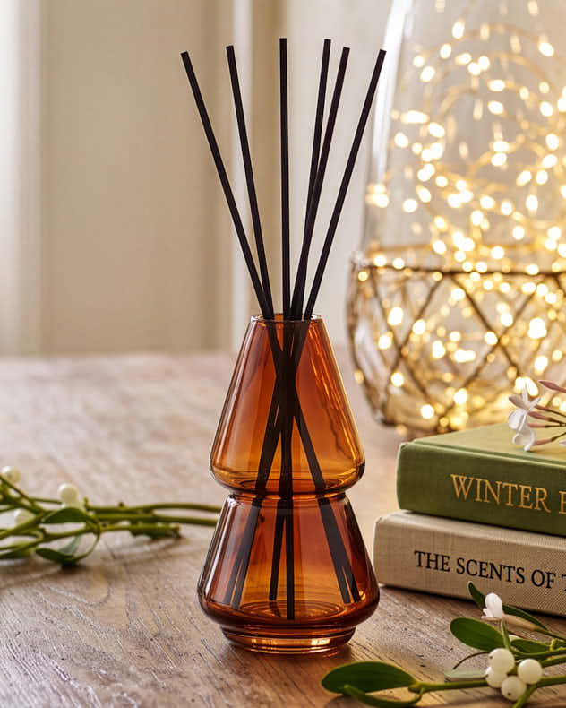 Mistletoe Woodland Glass Reed Diffuser