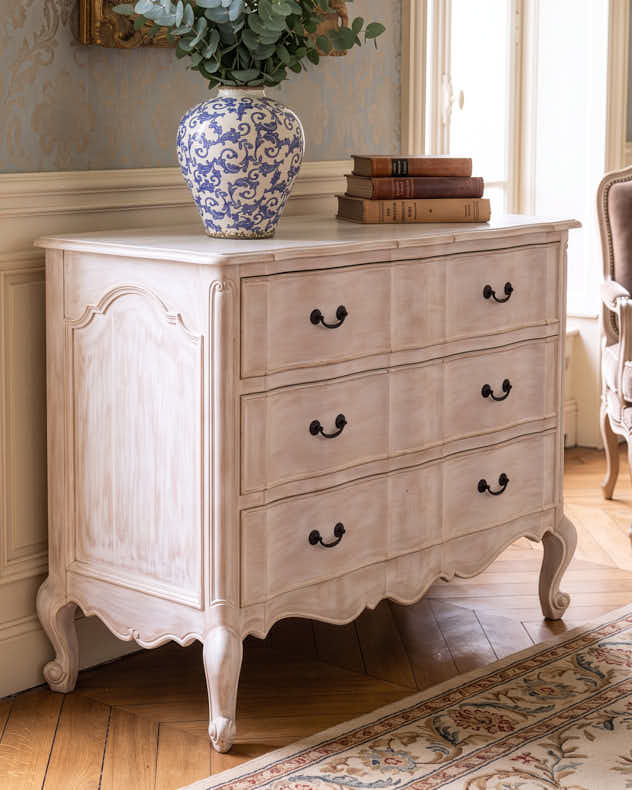 Vintage White Wash 3 Drawer Chest