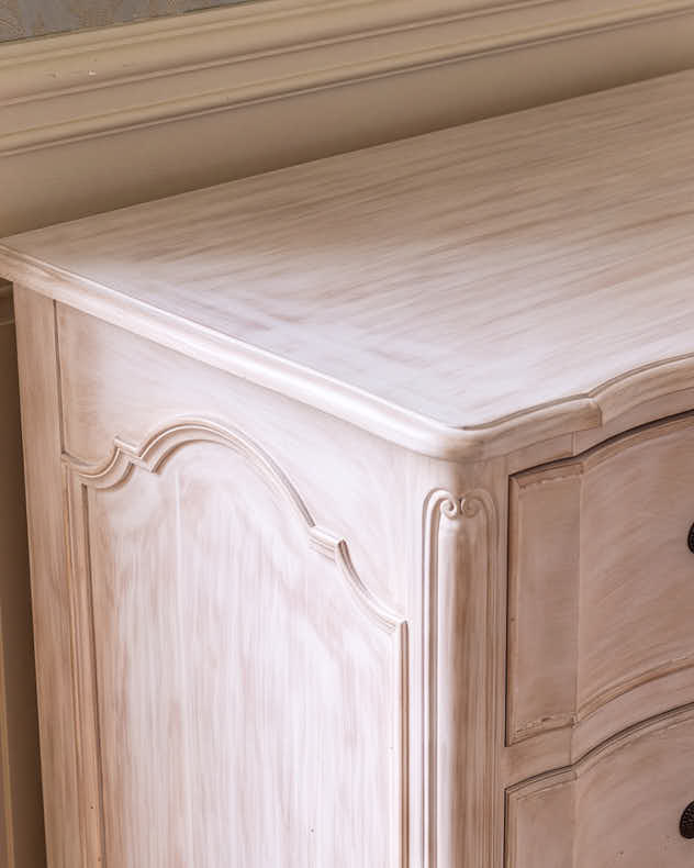 Vintage White Wash 3 Drawer Chest