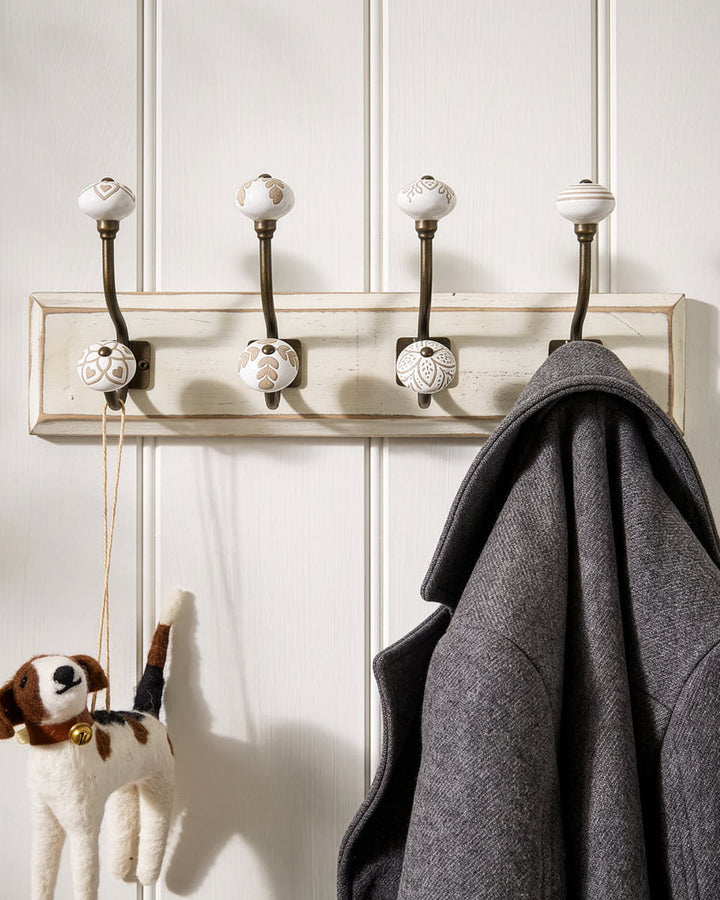 White Ceramic Tip 4 Hook Board