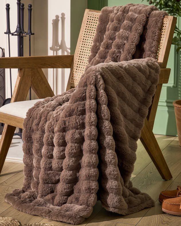 Chestnut Brown Textured Luxe Faux Fur Throw