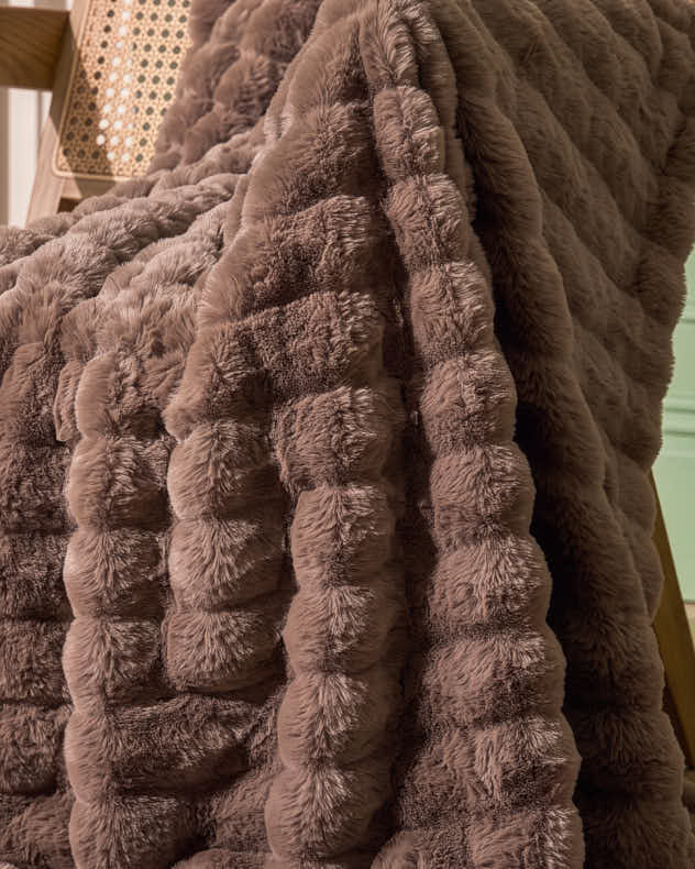 Chestnut Brown Textured Luxe Faux Fur Throw