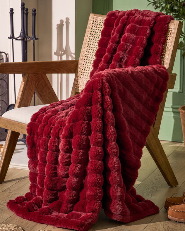 Wine Ribbed Textured Luxe Faux Fur Throw