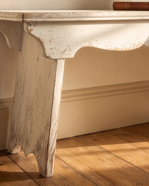 Antique Cream Distressed Bench