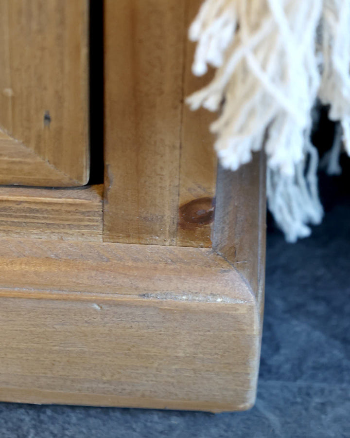 Two Compartment Shuttered Bench