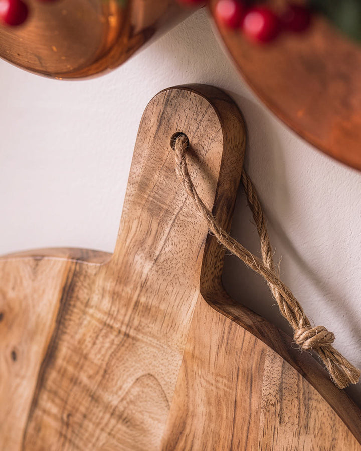 Circular Chopping Board with Handle