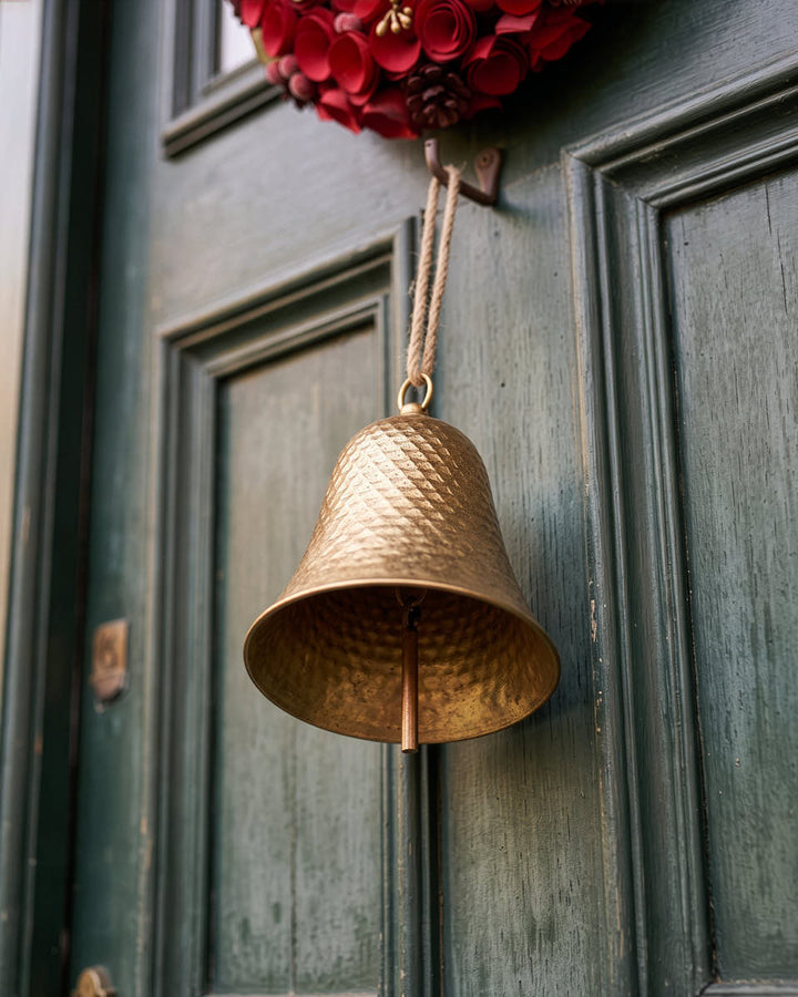 Gold Diamond Relief Bell Decoration