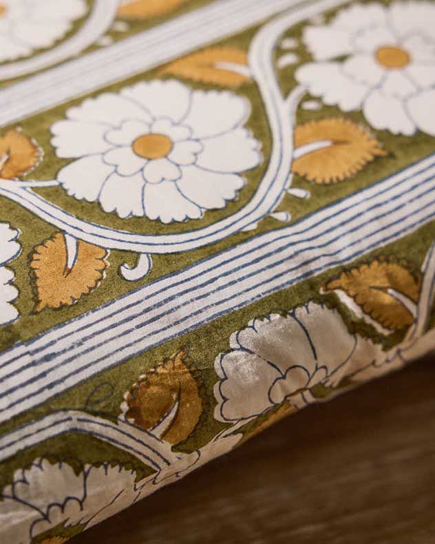 Set of 2 Tapestry Print Scatter Cushions