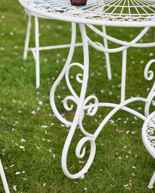 Cream Heart Scrolled 2 Seater Bistro Set Dibor