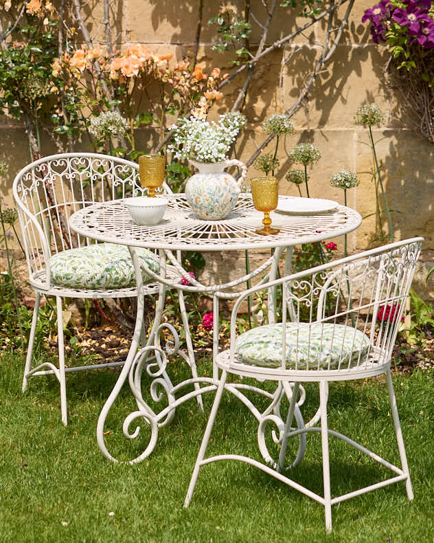 Outdoor Dining Sets - Cream Heart Scrolled 2 Seater Bistro Set