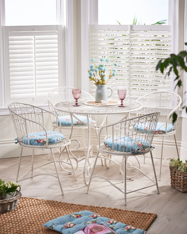 4 Seater Cream Heart Scrolled Indoor Dining Set