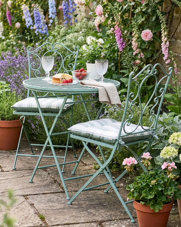 Green Recycled Iron Outdoor Dining Sets - Green Scrolled 3 Piece Bistro Set